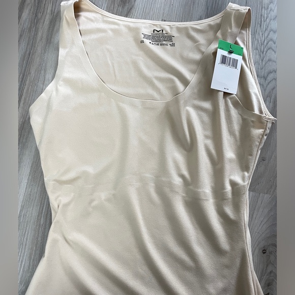 NWT Maidenform Shapewear Tank Top Nude Beige Size Large - Picture 5 of 9